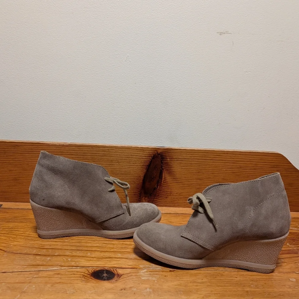 J.Crew Suede Wedge Chukka Booties Taupe Size 7 Women